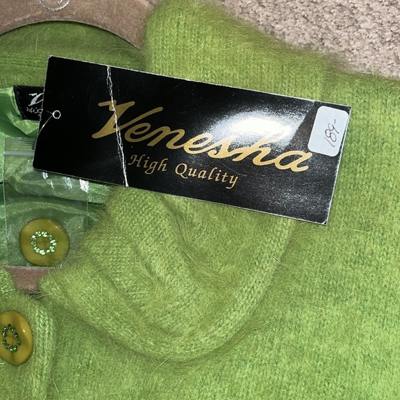 NWT Vintage Venesha fully lined Lime Green Angora button jacket size Small - Picture 5 of 8